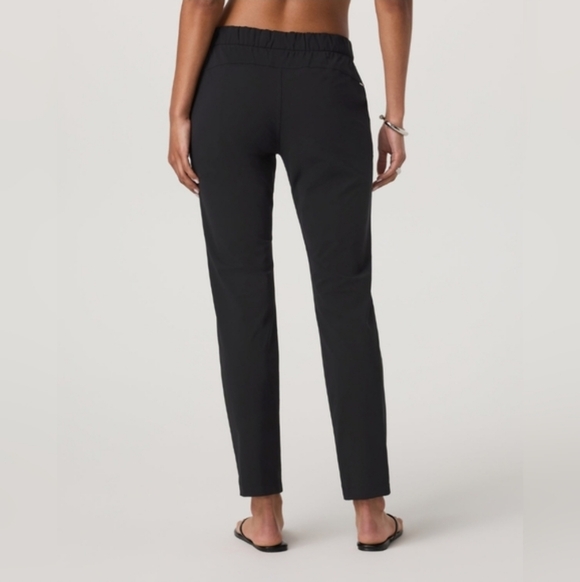 Vuori Women's Mile Ankle Pant Black Size Medium - Picture 6 of 12